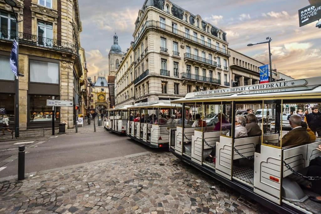 Yser Rouen Esterno foto